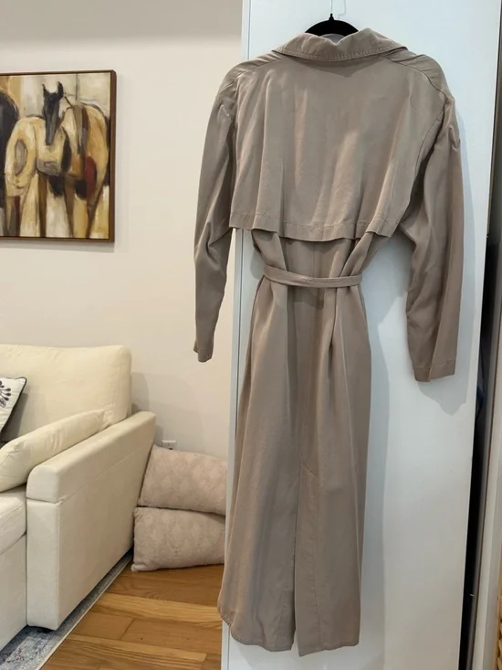 ZARA Beige Tie-Waist Trench Coat - Picture 4 of 4